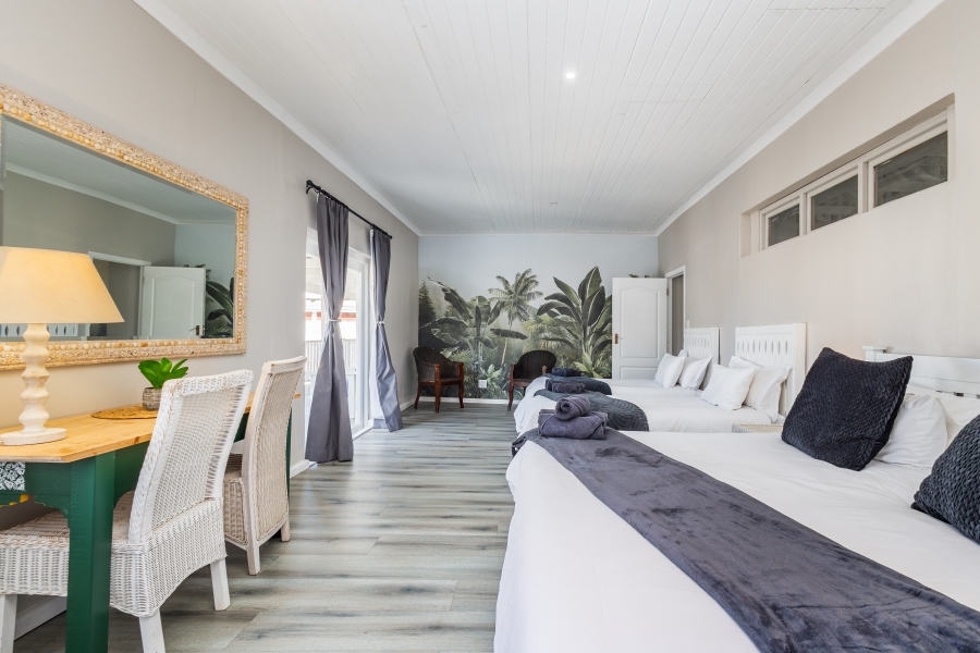 3 Bedroom Property for Sale in Keurboomstrand Western Cape